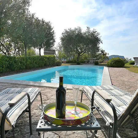 Pignoi Groundfloor Apartment *